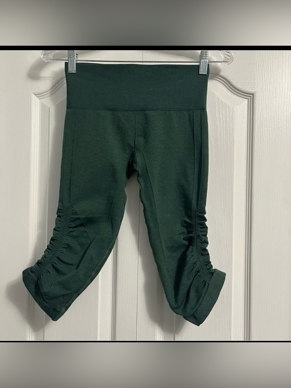 LULULEMON In The Flow Cropped Leggings green women’s size 4 activewear